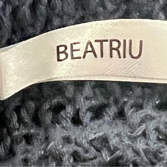 BUFFALO DAVID BITTON BEATRIU CROCHET COLD SHOULDER‎ SWEATER - Picture 12 of 15